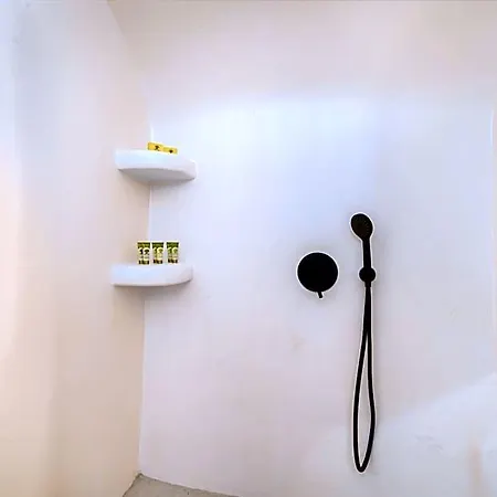 Eolithos Exclusive ホテル Santorini Island